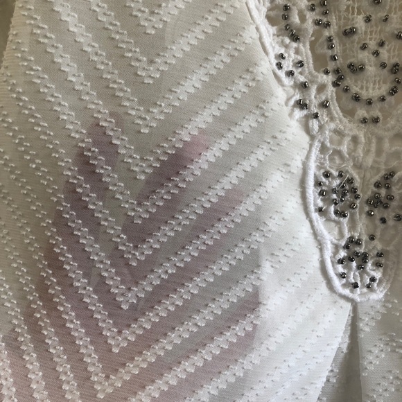 Ellison Flowy Tank - Picture 2 of 6